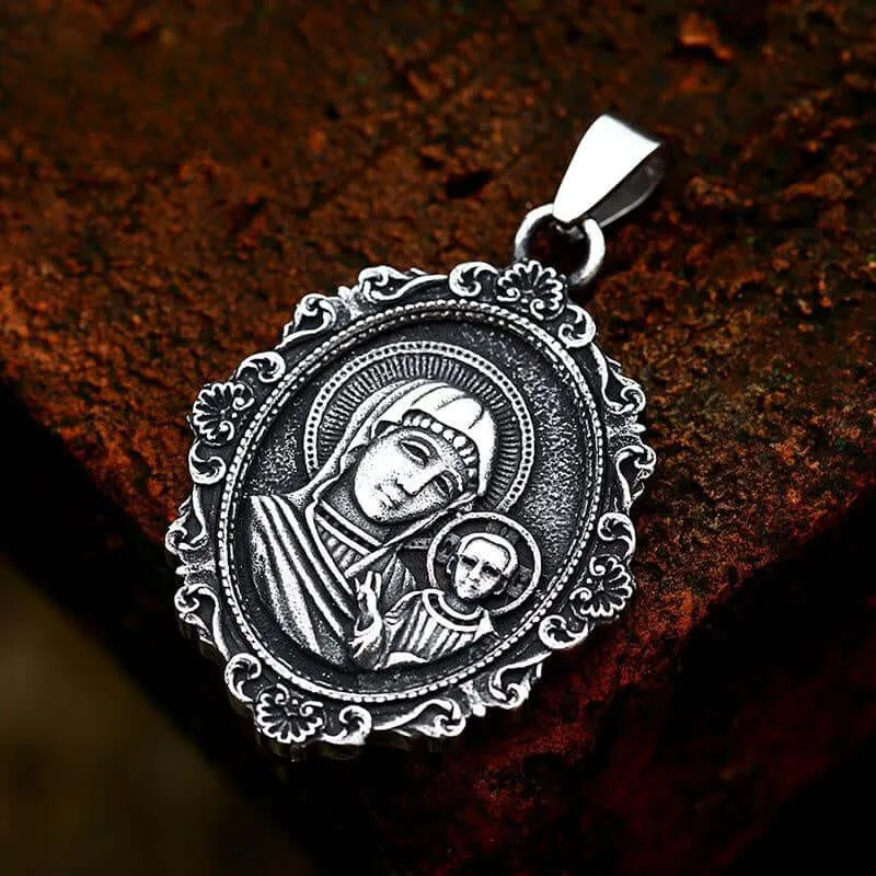 Blessed Christianity Virgin Mary Vintage Virgencita Necklace