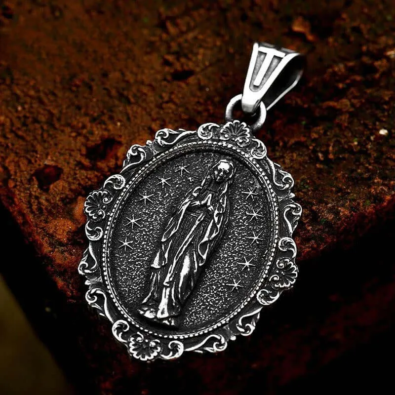 Blessed Christianity Virgin Mary Vintage Virgencita Necklace